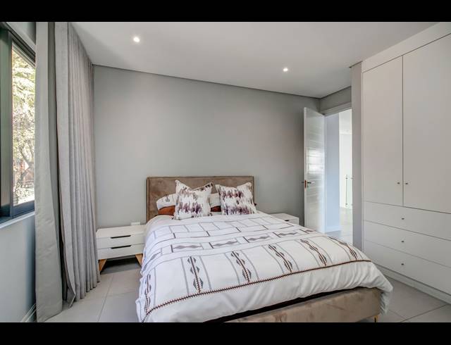 3 BEDROOM TOWNHOUSE FOR SALE IN SANDOWN